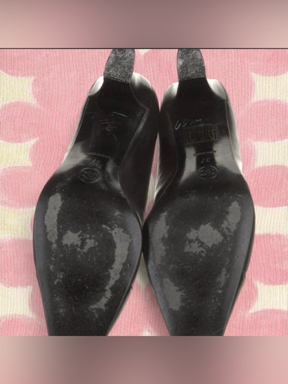 chanel black cap toe heels vintage
•size 37 - Picture 5 of 5